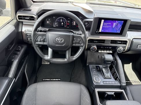 Used 2025 Toyota Tacoma SR5 RWD image 15