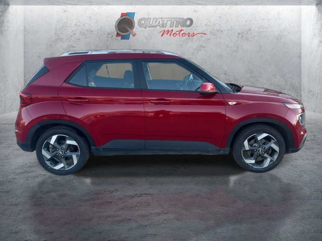 Used 2022 Hyundai Venue SEL FWD image 7
