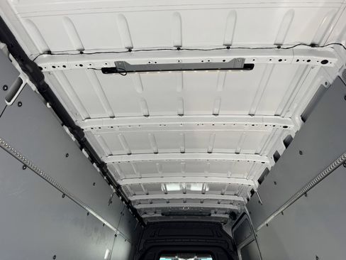 New 2025 Mercedes-Benz Sprinter 2500 image 14