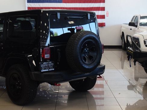 Used 2017 Jeep Wrangler Rubicon AWD/4WD image 52