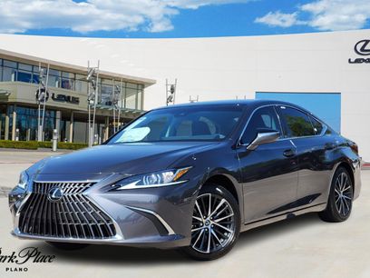 New 2025 Lexus ES 350 w/ Premium Package