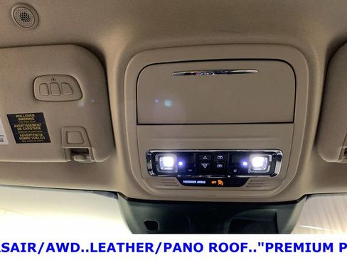 Used 2022 Lincoln Corsair AWD w/ Premium Package image 44