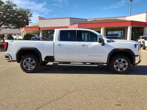Used 2025 GMC Sierra 2500 SLT w/ Texas SLT Premium Package image 5