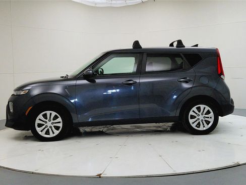 Used 2020 Kia Soul LX image 5