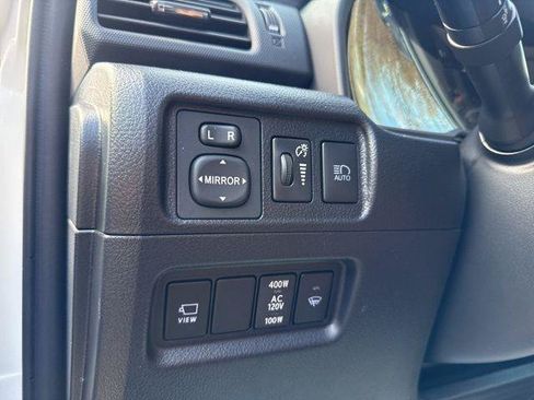Used 2023 Toyota 4Runner Limited AWD/4WD image 7