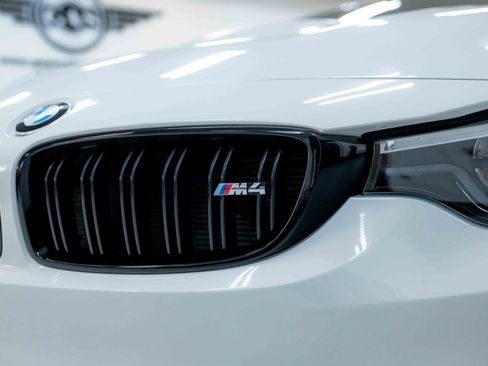 Used 2019 BMW M4 CS w/ Executive Package image 18