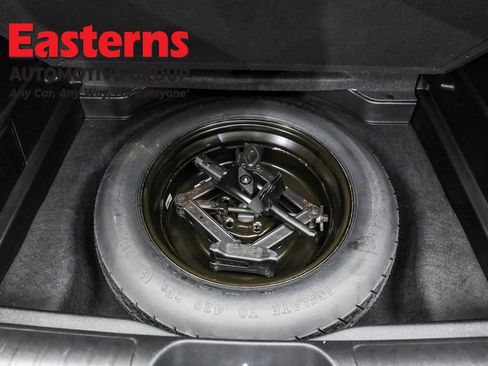 Used 2021 Jeep Cherokee Limited image 22