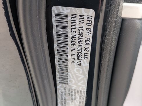 New 2026 Jeep Grand Cherokee Altitude AWD/4WD image 33