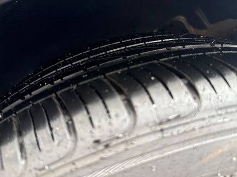 Certified 2025 Hyundai Elantra Sport image 28