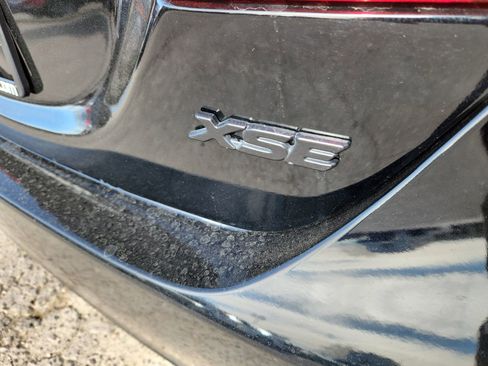 Used 2023 Toyota Camry XSE image 14