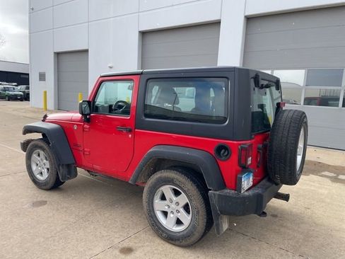 Used 2018 Jeep Wrangler Sport image 4