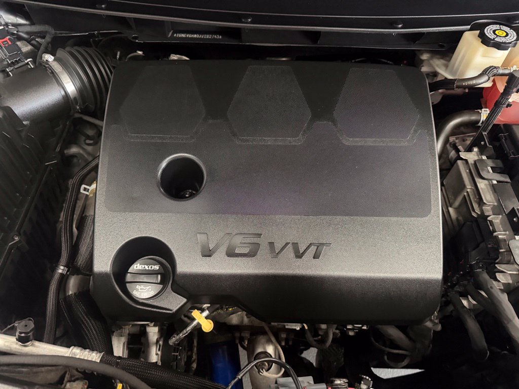 Used 2018 Chevrolet Traverse LT AWD/4WD image 9