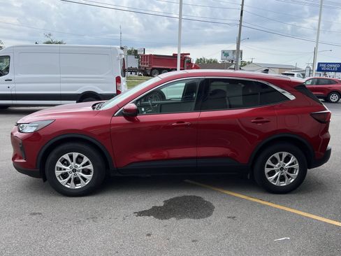 Used 2023 Ford Escape Active w/ Tech Pack #2 image 4
