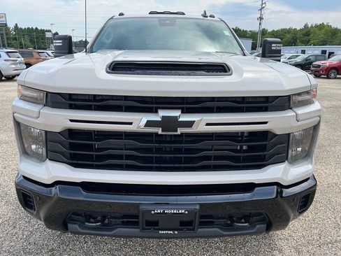 New 2026 Chevrolet Silverado 2500 Custom w/ Custom Value Package AWD/4WD image 8