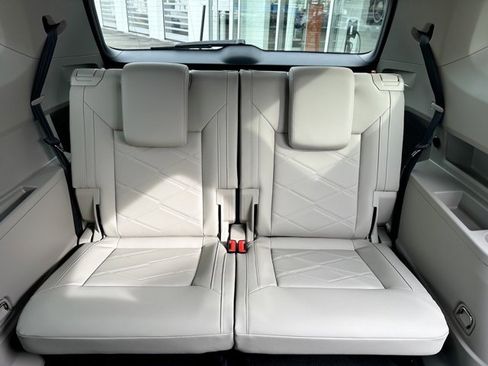 New 2026 Volkswagen Atlas SE image 21