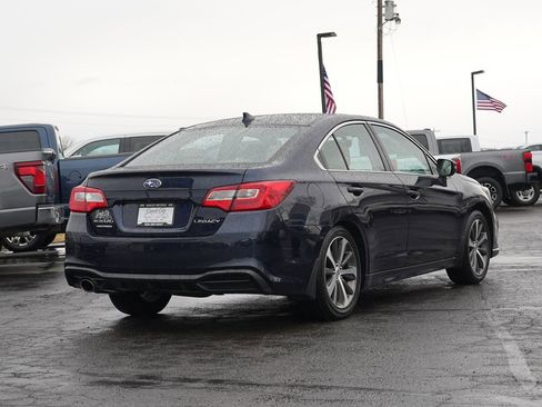 Used 2018 Subaru Legacy 2.5i Limited image 3
