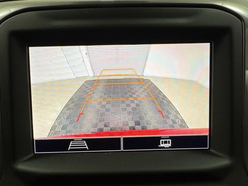 Used 2023 Chevrolet Silverado 1500 Custom image 18