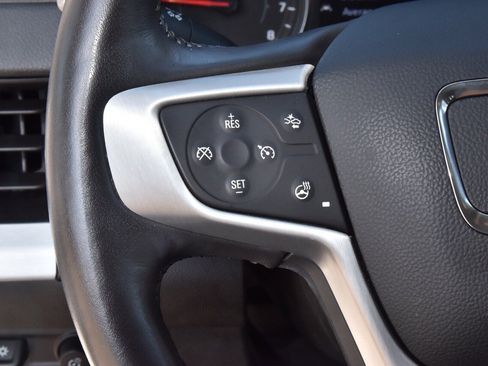 Used 2022 GMC Terrain SLT w/ Infotainment Package II image 23