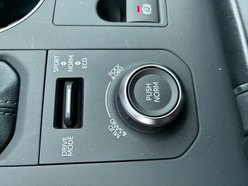 New 2026 Toyota Highlander XSE image 42