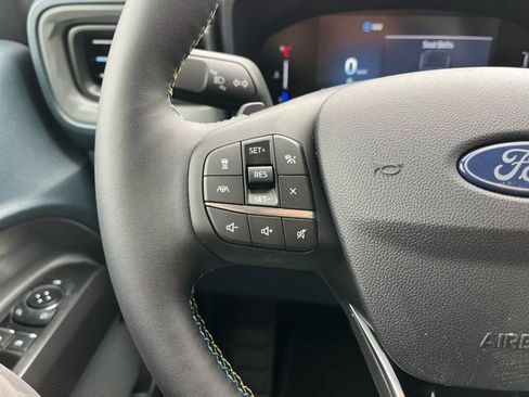 New 2025 Ford Maverick Lobo image 11