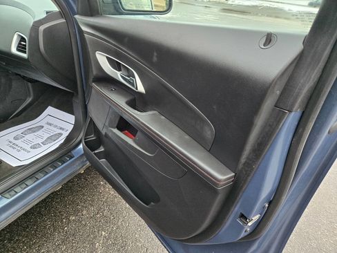 Used 2011 Chevrolet Equinox LT w/ Driver Convenience Package image 24