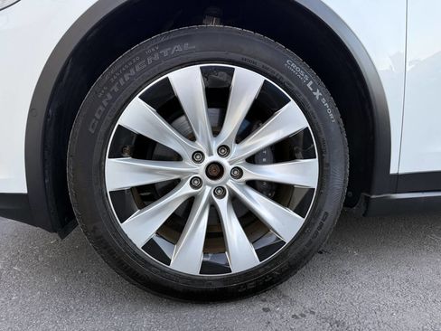 Used 2020 Tesla Model X Long Range image 39