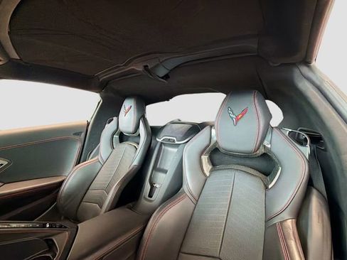 Used 2020 Chevrolet Corvette Stingray Premium Cpe w/ 3LT Preferred Equipment Group image 19