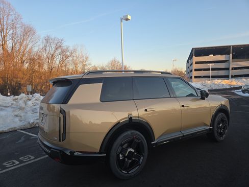 New 2027 Kia Telluride SX Prestige X-Line image 3