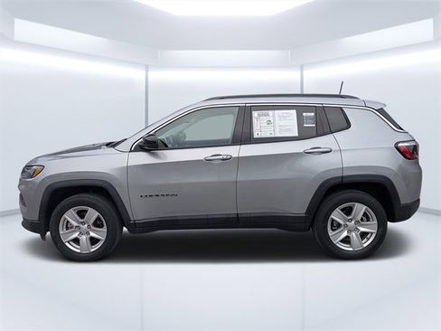 Used 2022 Jeep Compass Latitude w/ Convenience Group image 6