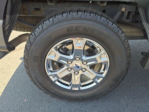 Used 2022 Ford F150 XLT w/ Equipment Group 302A High image 15