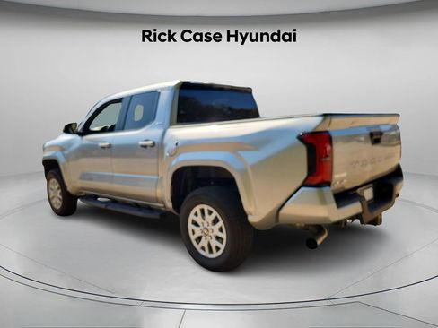 Used 2024 Toyota Tacoma SR5 image 8