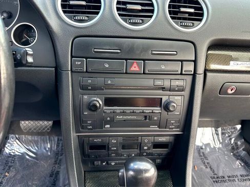 Used 2006 Audi S4 Cabriolet image 30