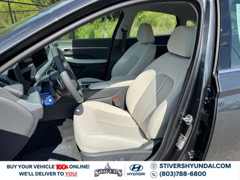 New 2026 Hyundai Sonata SEL FWD image 16