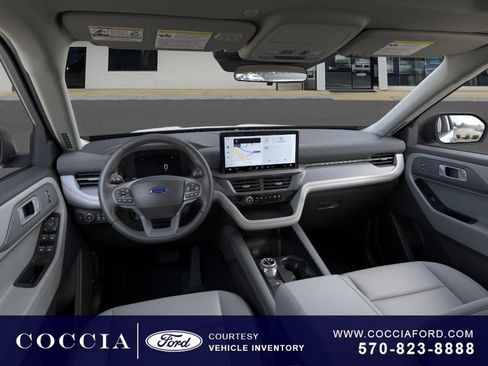 New 2026 Ford Explorer Active w/ Active Comfort Package image 9