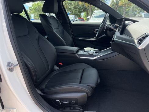 Certified 2024 BMW 330i Sedan RWD image 33