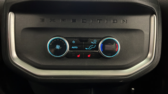 Used 2025 Ford Expedition Max King Ranch AWD/4WD image 38