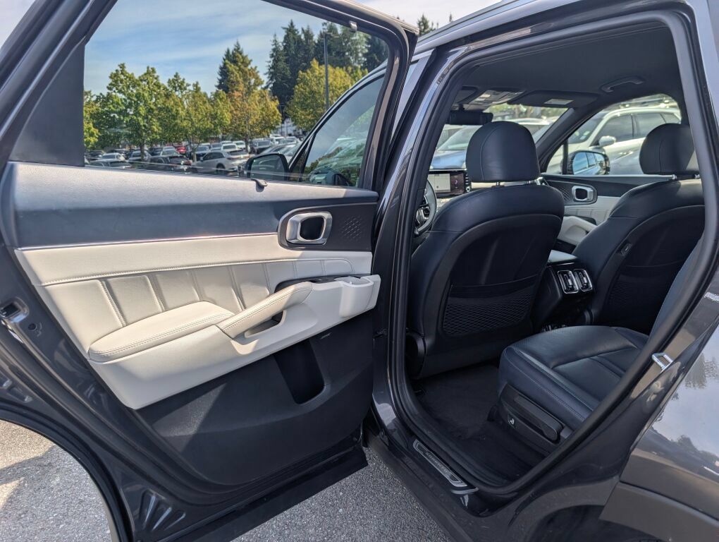 Used 2023 Kia Sorento SX Prestige AWD/4WD image 27
