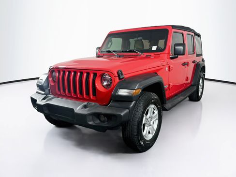 Used 2018 Jeep Wrangler Unlimited Sport S AWD/4WD image 3