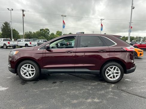 Used 2024 Ford Edge SEL w/ Convenience Package AWD/4WD image 4