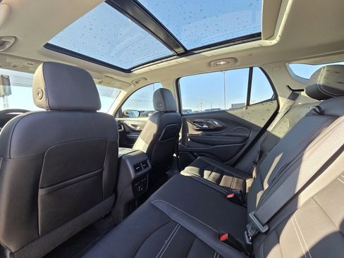 Used 2024 GMC Terrain Denali w/ Denali Premium Package image 28