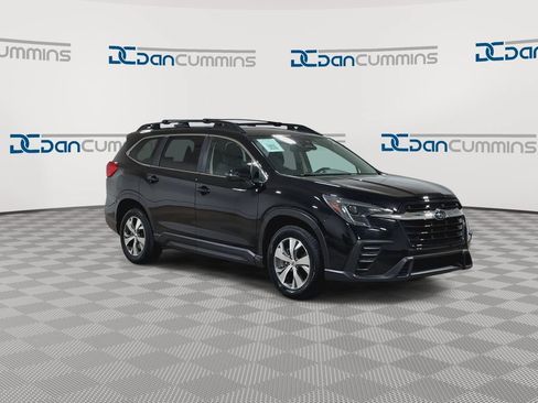 Used 2023 Subaru Ascent Premium w/ Convenience Package AWD/4WD image 3