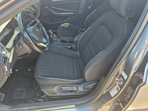 Used 2023 Volkswagen Jetta Sport FWD image 17