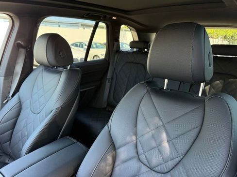 Used 2026 BMW X5 sDrive40i w/ M Sport Package RWD image 17