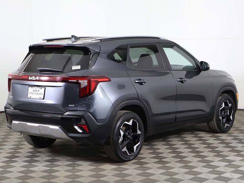 Used 2025 Kia Seltos S image 10