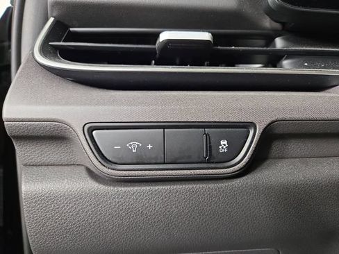Certified 2026 Kia Carnival EX FWD image 27