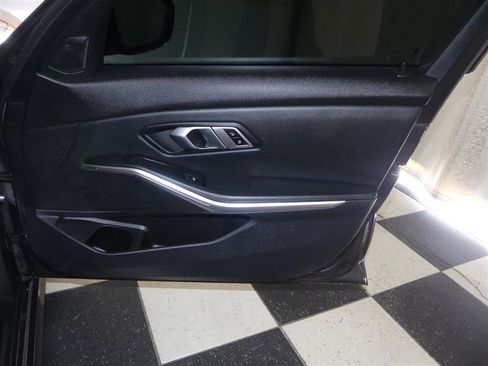 Used 2022 BMW 330i xDrive Sedan AWD/4WD image 27