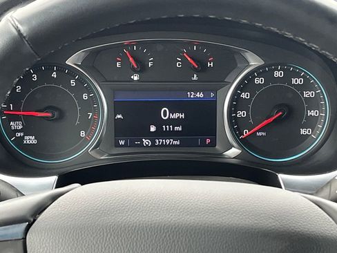 Used 2023 Chevrolet Traverse LT image 21