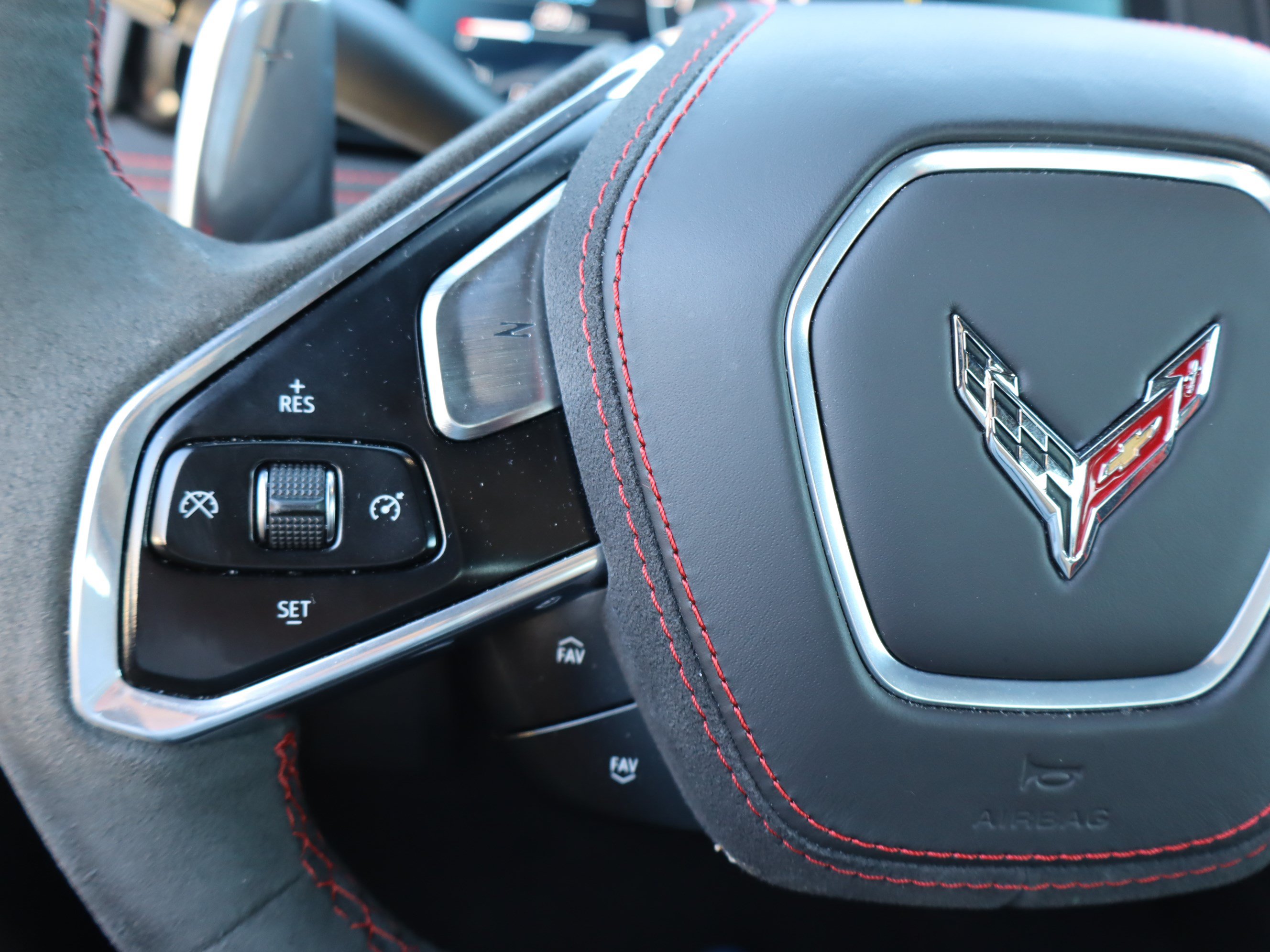 Used 2023 Chevrolet Corvette Stingray Premium Cpe w/ Z51 Performance Package RWD image 19