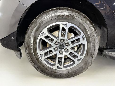 Used 2025 Ford Expedition Max Active AWD/4WD image 38