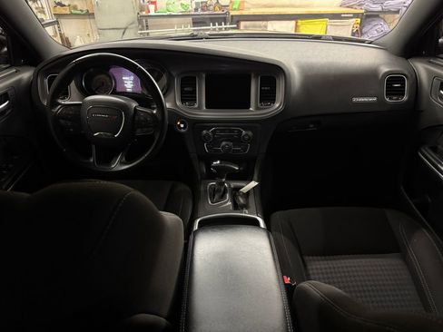Used 2023 Dodge Charger SXT image 18